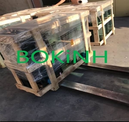 453-4794 μέτωπο γυαλιού αμαξιών του CATERPILLAR επάνω στη θέση ένα μετριασμένο γυαλί